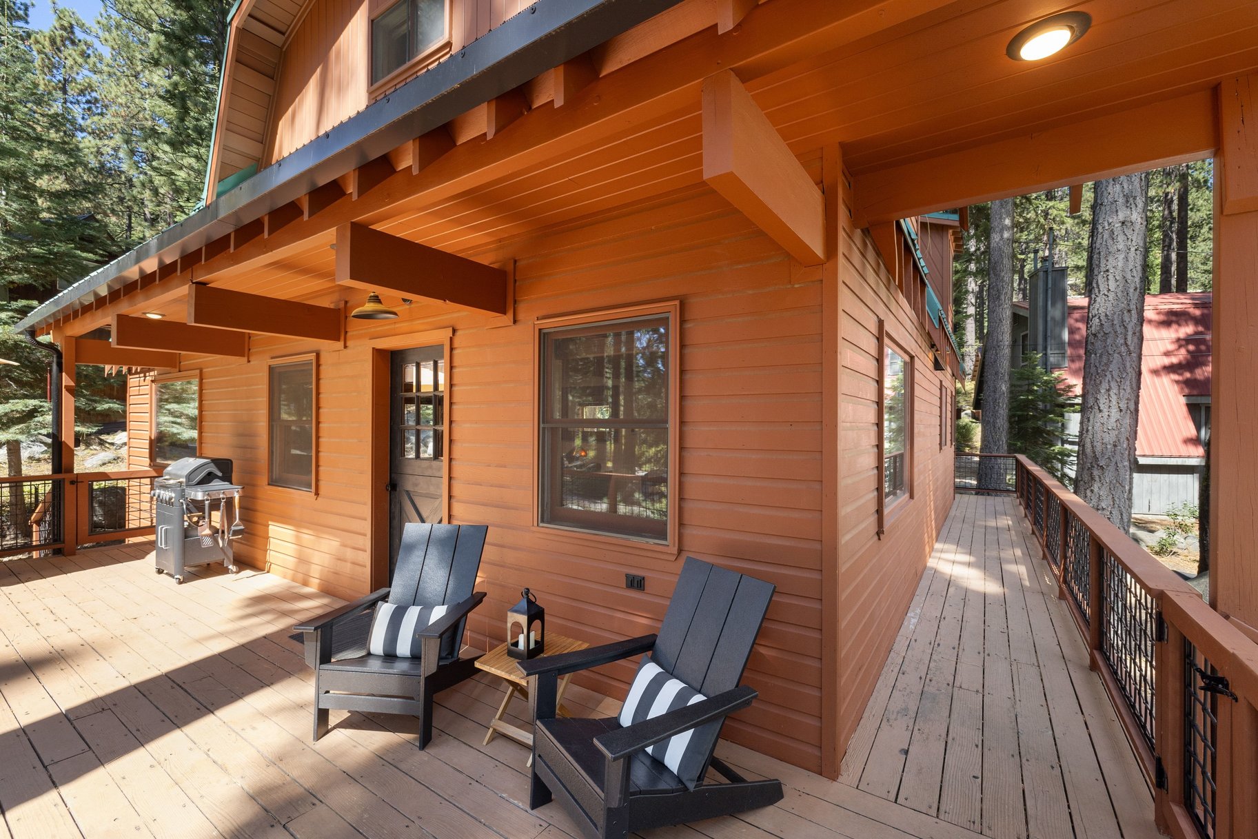  Rare Donner Tract home with private beach and pier access. - 物件實景