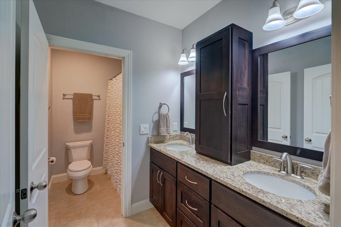 Waunakee, Wisconsin, 53597, United States, 5 Bedrooms Bedrooms, ,5 BathroomsBathrooms,Residential,For Sale,1944842