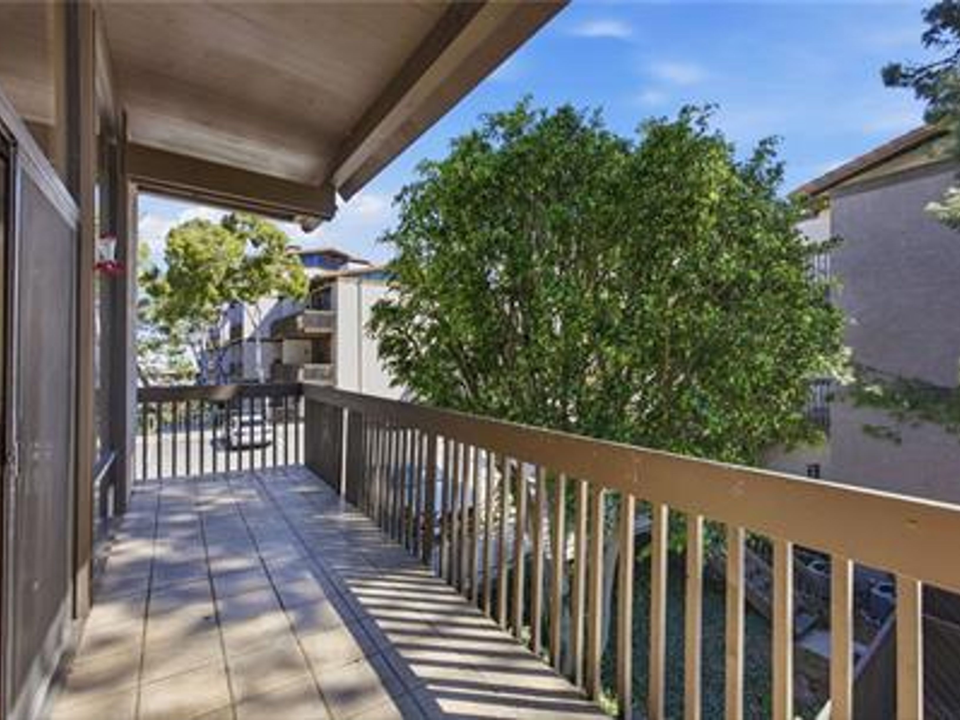  7202 Marina Pacifica Drive South, Long Beach, CA 90803 - 物件實景