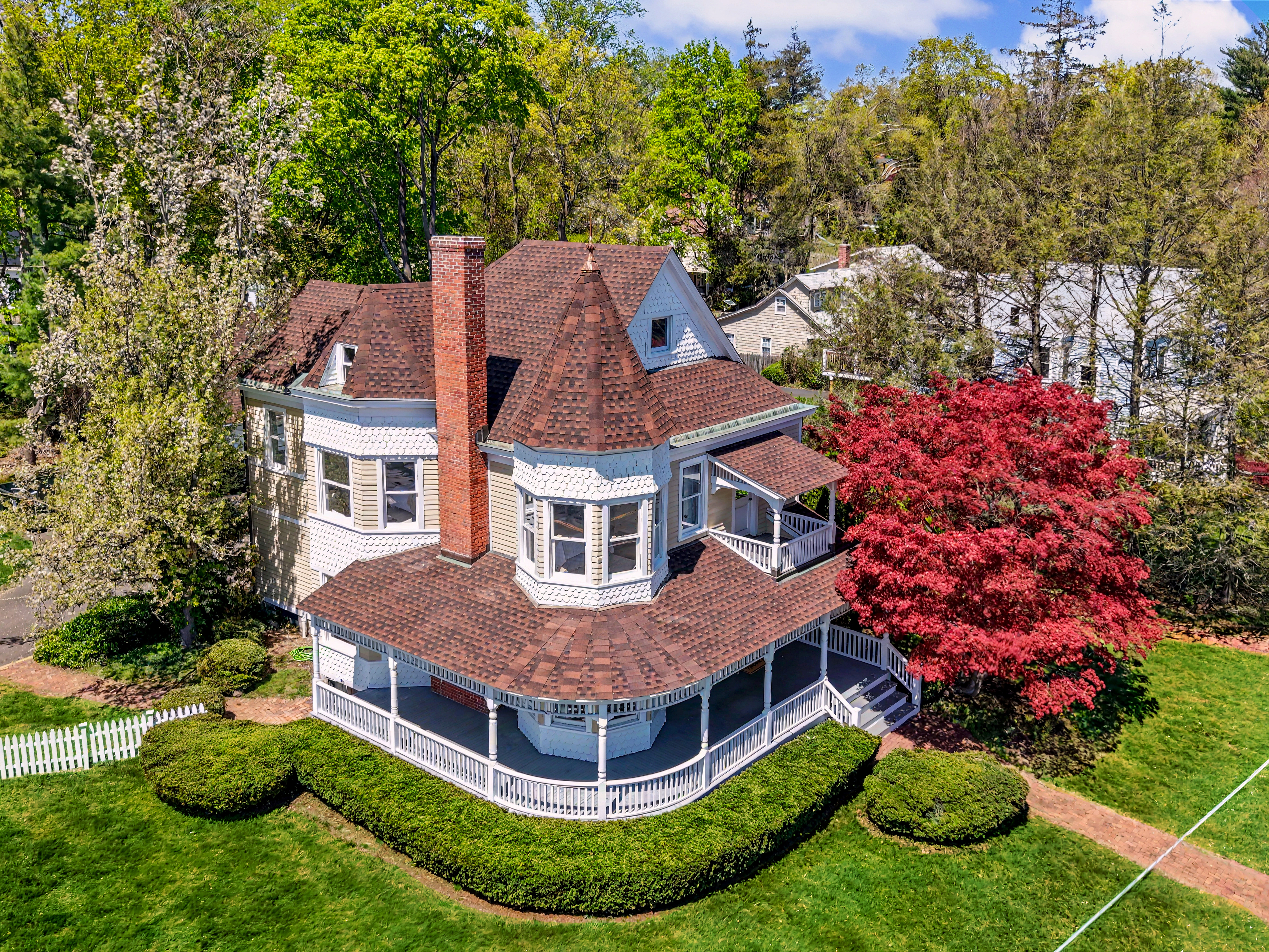  House Situated in the Heart of Thriving Saugatuck Area of Westport - 物件實景