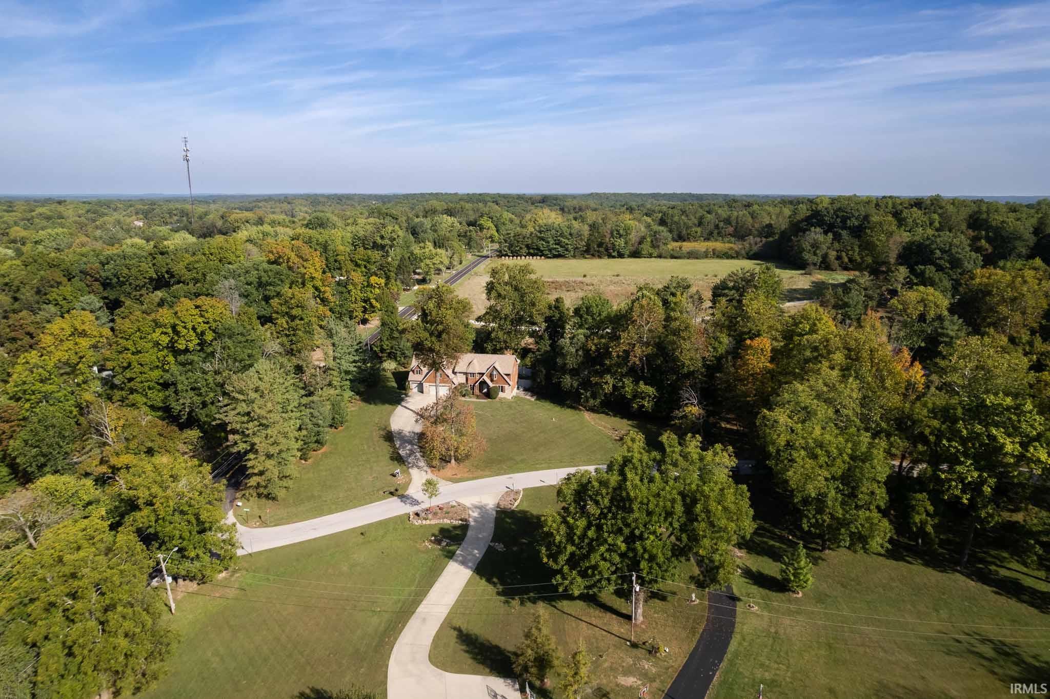 Bloomington, Indiana, 47404, United States, 4 Bedrooms Bedrooms, ,6 BathroomsBathrooms,Residential,For Sale,2005085