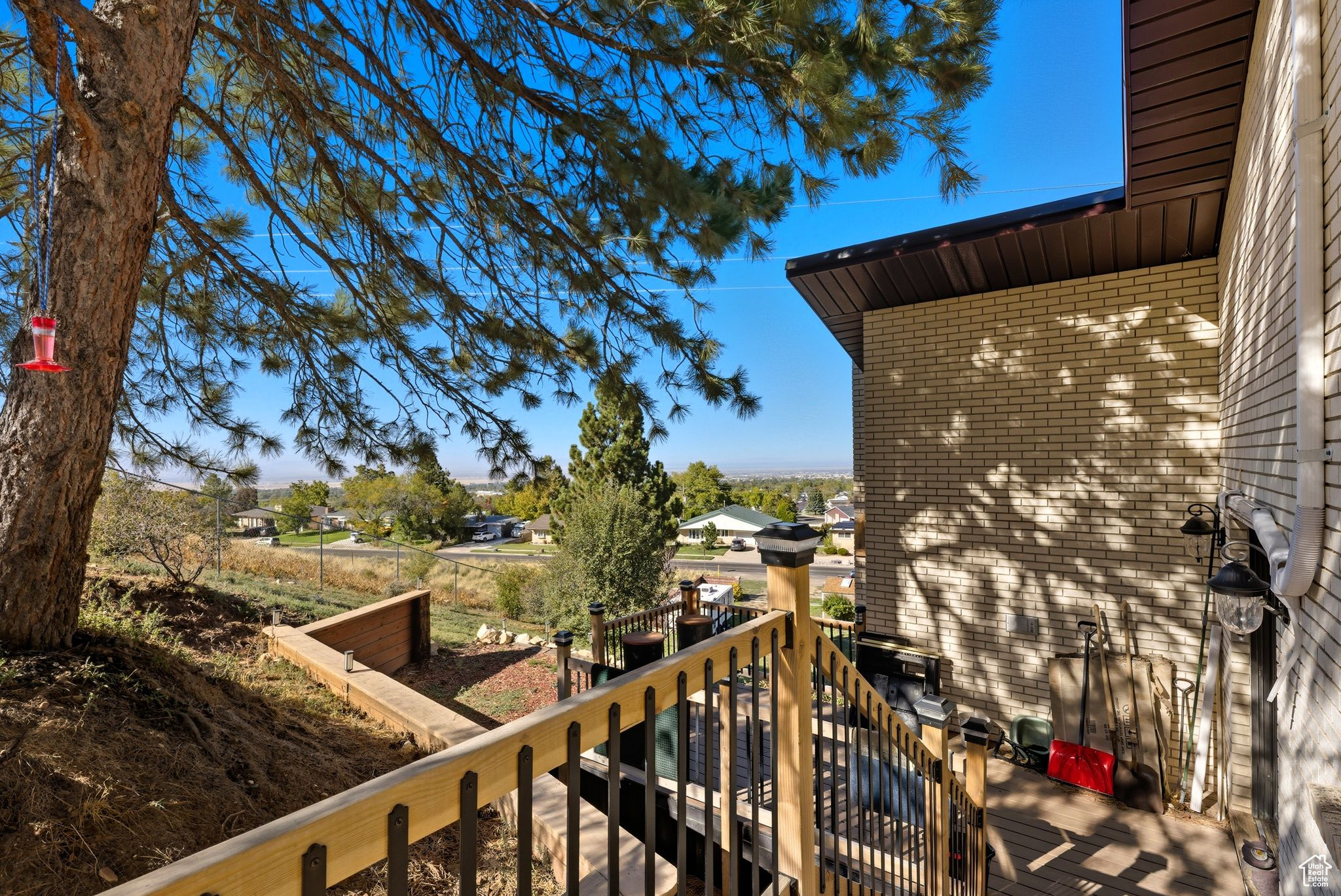 Tooele, Utah, 84074, United States, 4 Bedrooms Bedrooms, ,4 BathroomsBathrooms,Residential,For Sale,1989658