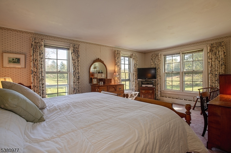 Andover Twp., New Jersey, 07860, United States, 4 Bedrooms Bedrooms, ,3 BathroomsBathrooms,Residential,For Sale,1941972