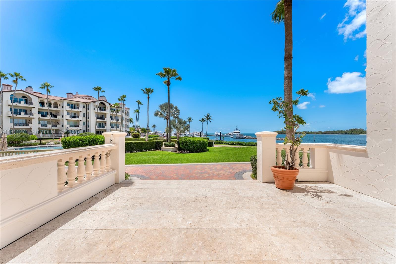 Miami Beach, Florida, 33109, United States, 4 Bedrooms Bedrooms, ,4 BathroomsBathrooms,Residential,For Sale,1837021