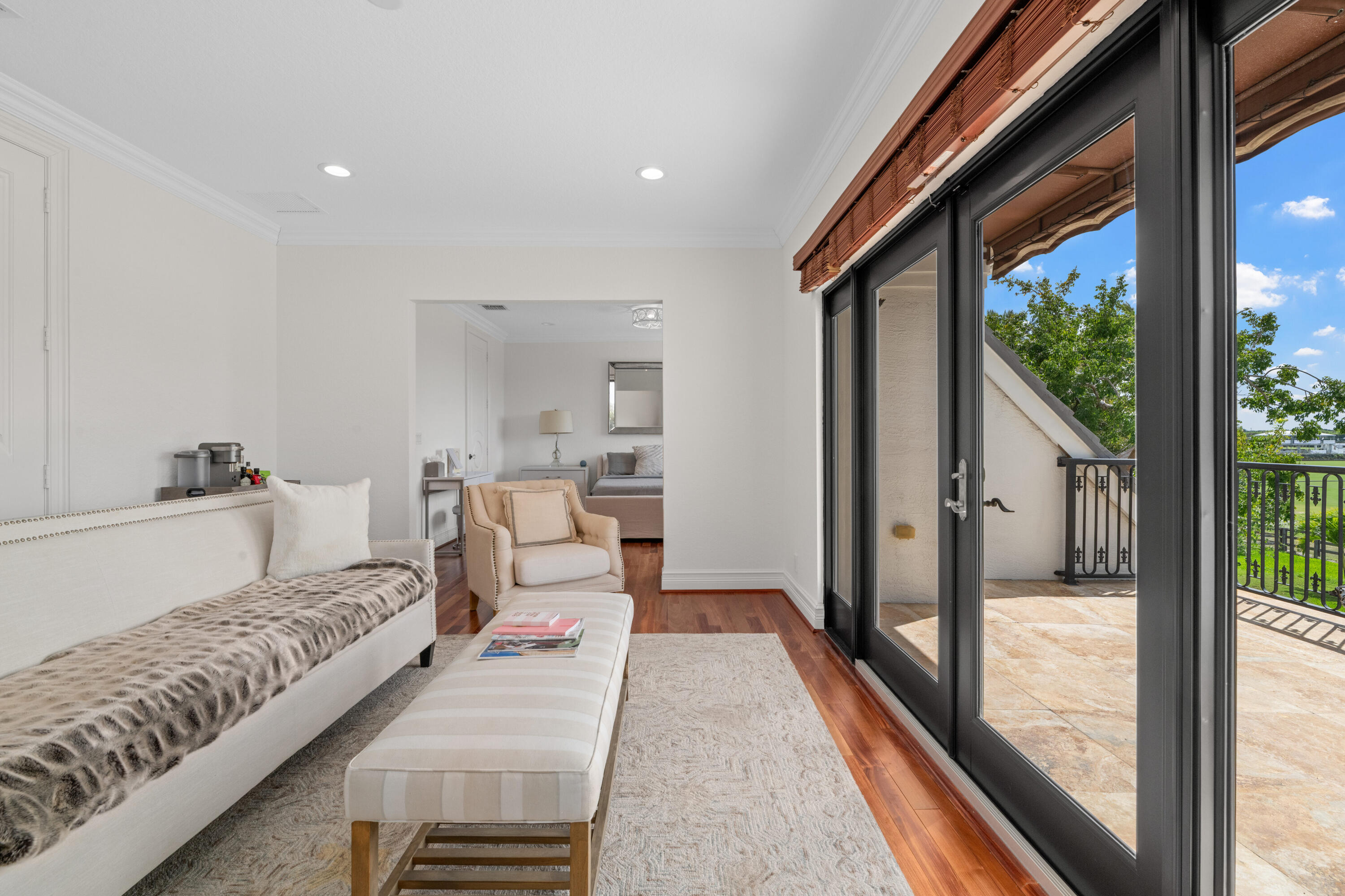  3585 Aiken Court - 物件實景