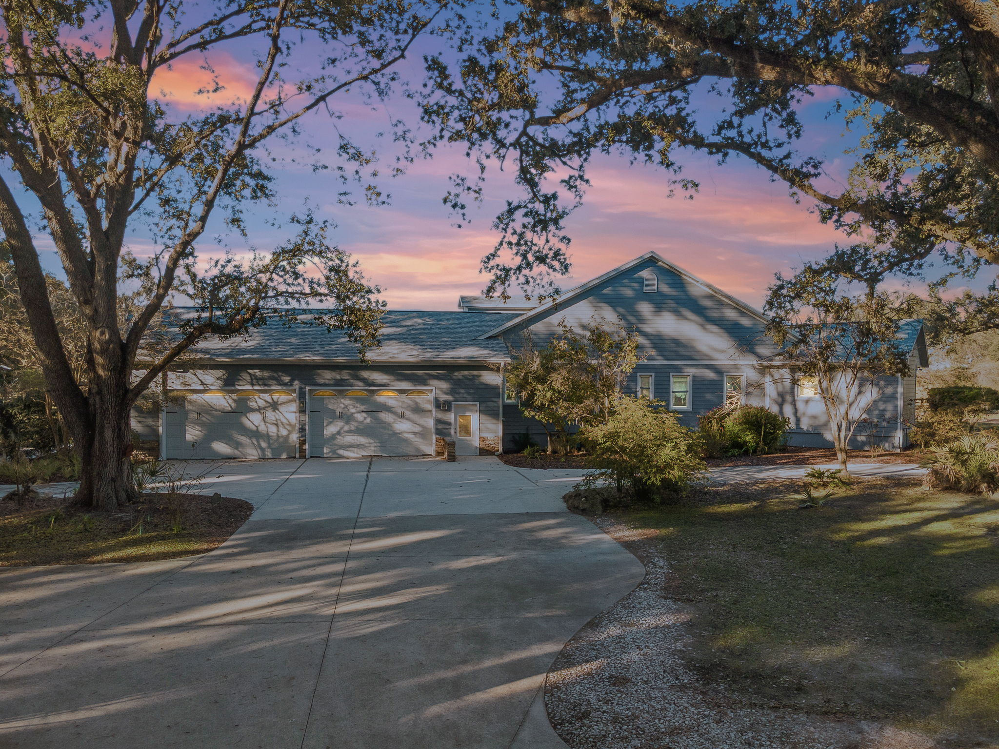 Plant City, Florida, 33565, United States, 4 Bedrooms Bedrooms, ,3 BathroomsBathrooms,Residential,For Sale,2005907