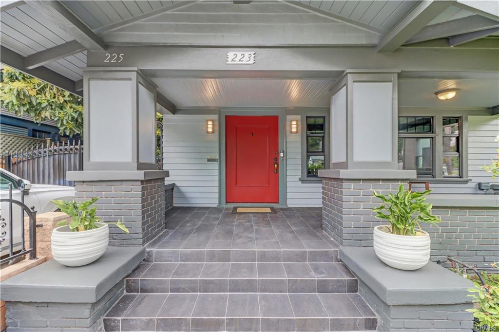 Los ANgeles, California, 90004, United States, 5 Bedrooms Bedrooms, ,2 BathroomsBathrooms,Residential,For Sale,1756474