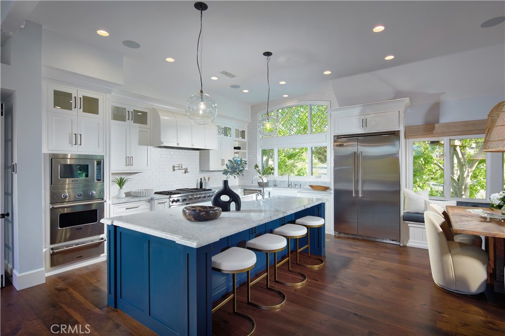 Newport Beach, California, 92660, United States, 5 Bedrooms Bedrooms, ,7 BathroomsBathrooms,Residential,For Sale,1847350