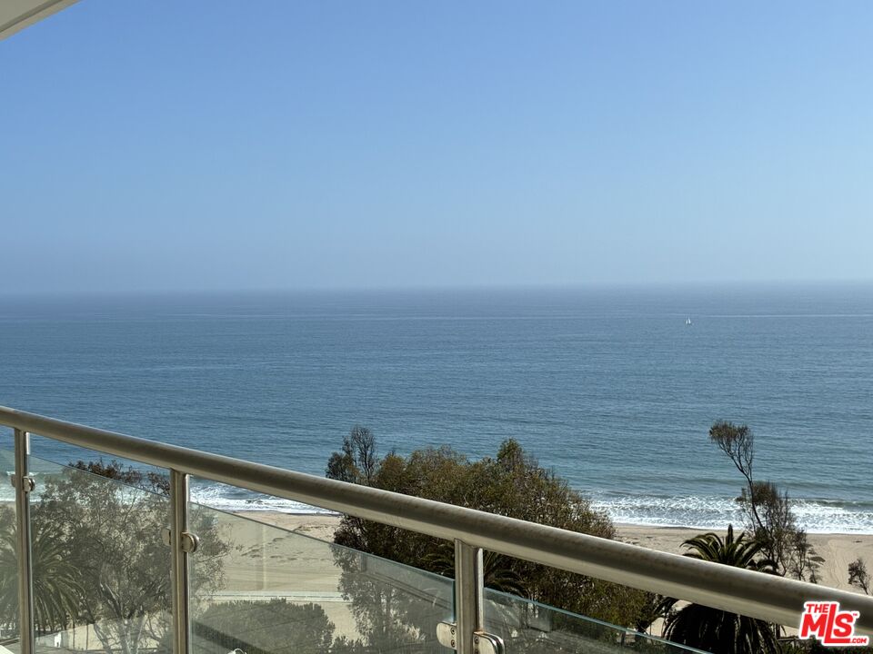 Santa Monica, California, 90402, United States, ,1 BathroomBathrooms,Residential,For Sale,1867293