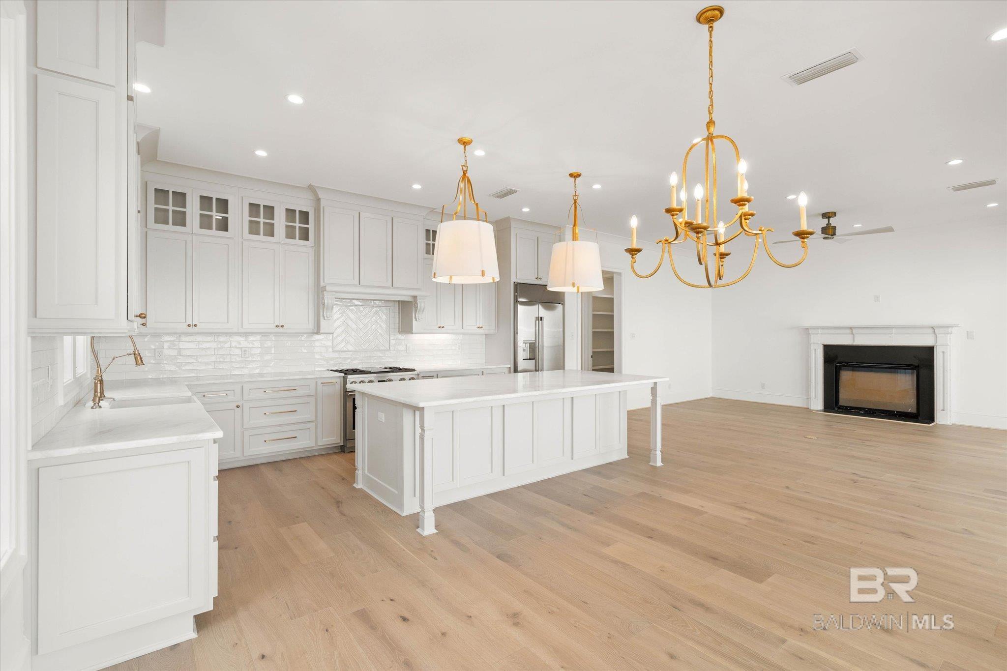 Fairhope, Alabama, 36532, United States, 4 Bedrooms Bedrooms, ,4 BathroomsBathrooms,Residential,For Sale,1838999