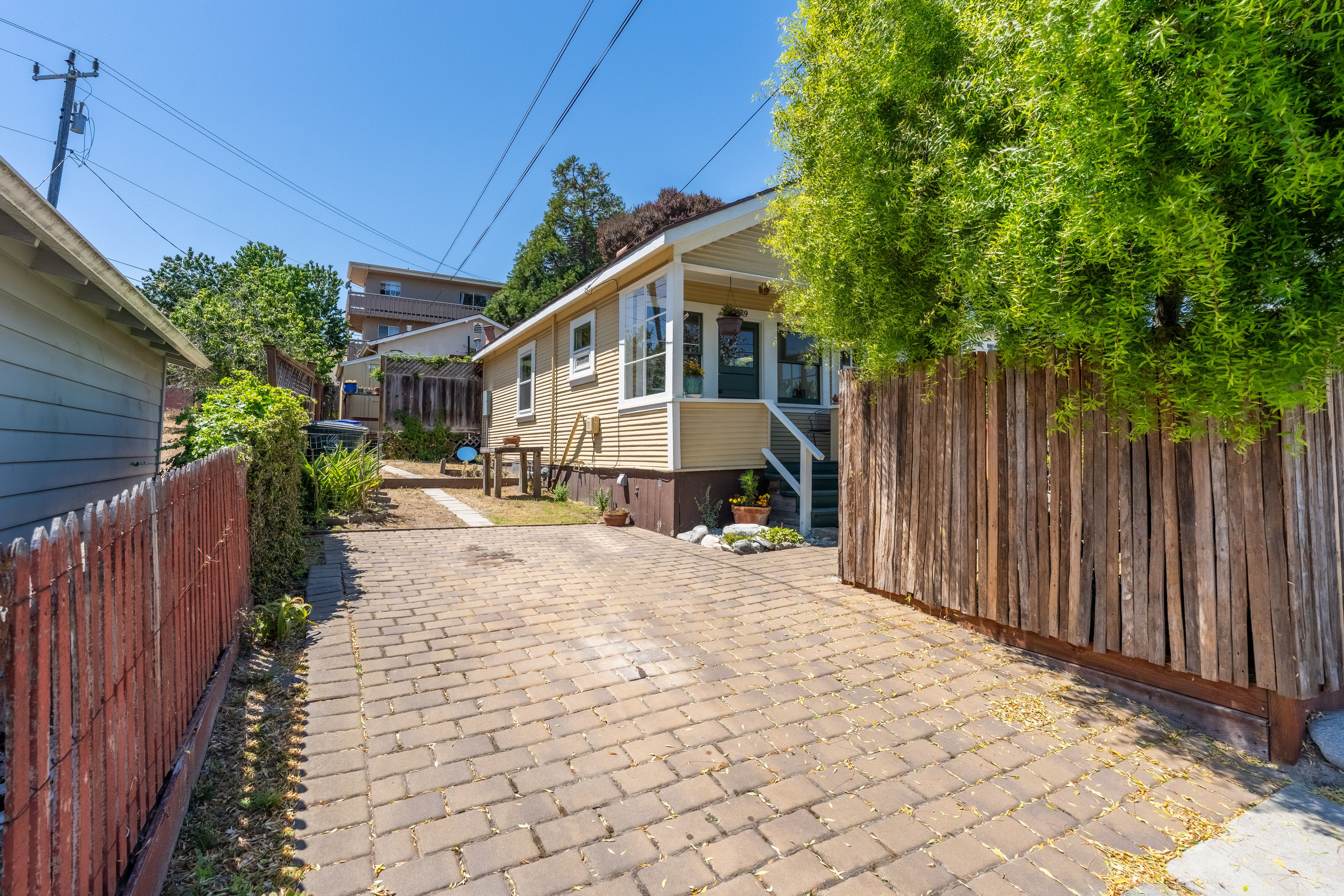  247 Belden Street - 物件實景