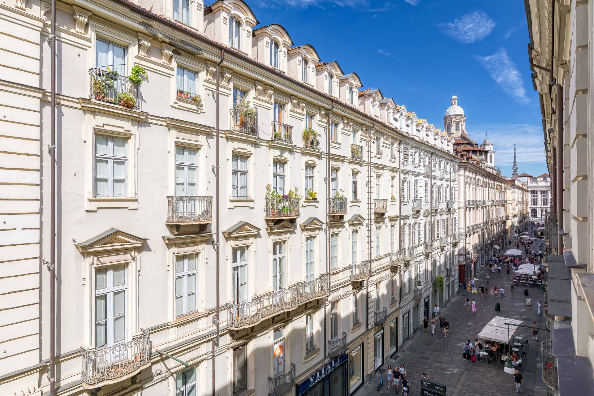 Torino, Torino, 10100, IT, 3 Bedrooms Bedrooms, ,1 BathroomBathrooms,Residential,For Sale,1925782