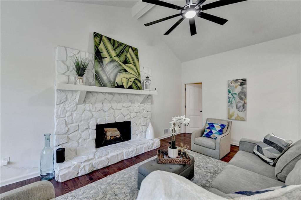 Roswell, Georgia, 30076, United States, 6 Bedrooms Bedrooms, ,3 BathroomsBathrooms,Residential,For Sale,2006214