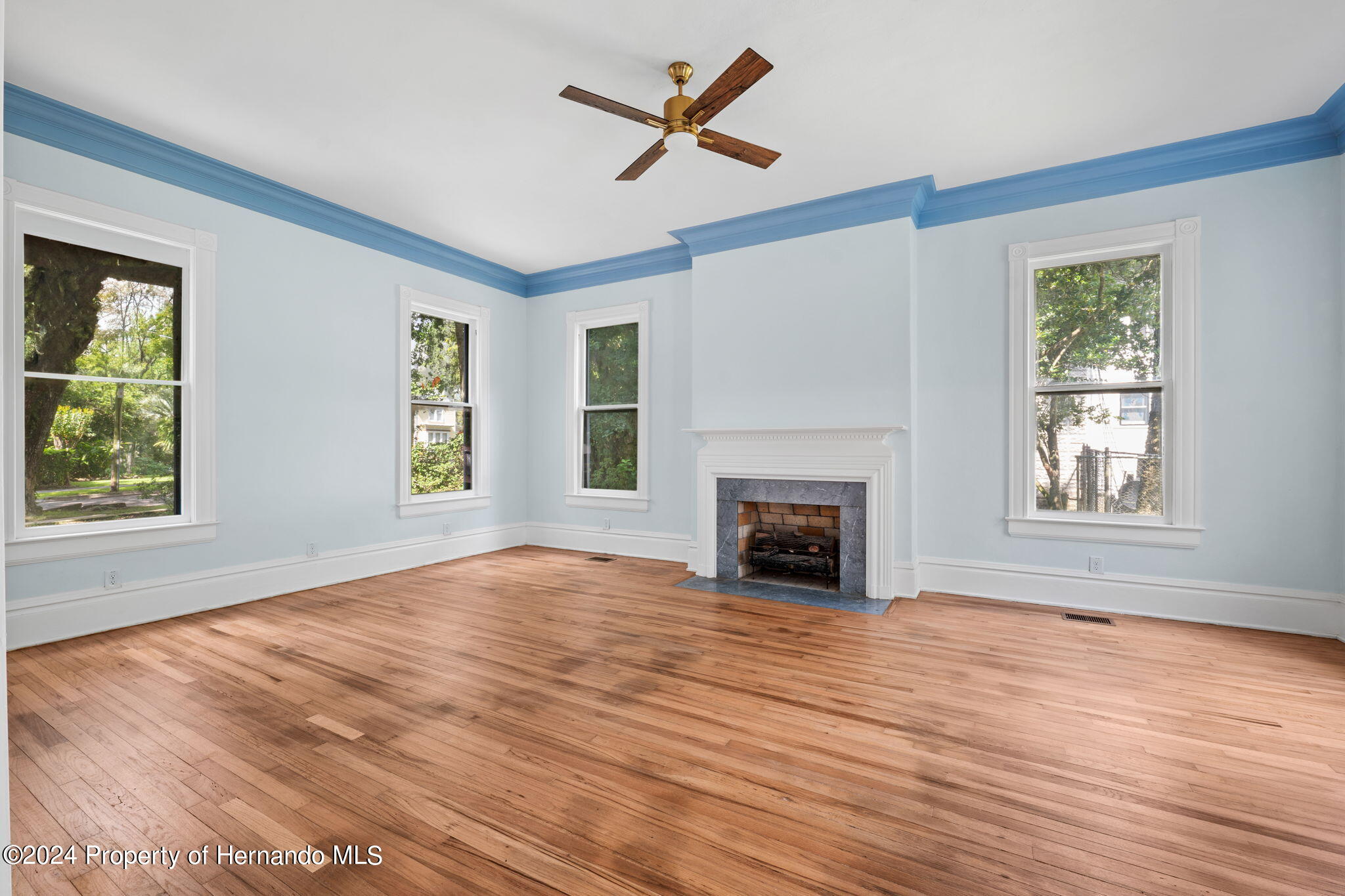 Brooksville, Florida, 34601, United States, 5 Bedrooms Bedrooms, ,3 BathroomsBathrooms,Residential,For Sale,1979543