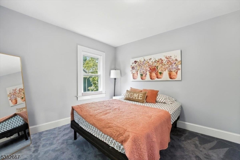 Livingston Twp., New Jersey, 07039, United States, 3 Bedrooms Bedrooms, ,2 BathroomsBathrooms,Residential,For Sale,1940708
