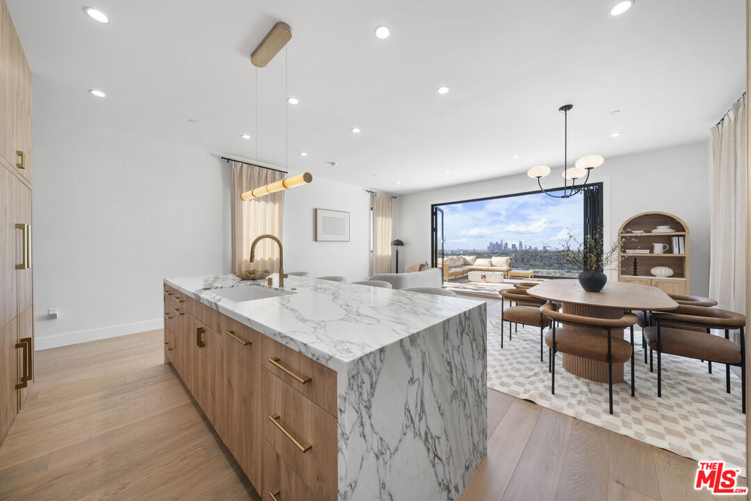 Los Angeles, California, 90065, United States, 3 Bedrooms Bedrooms, ,3 BathroomsBathrooms,Residential,For Sale,1939626