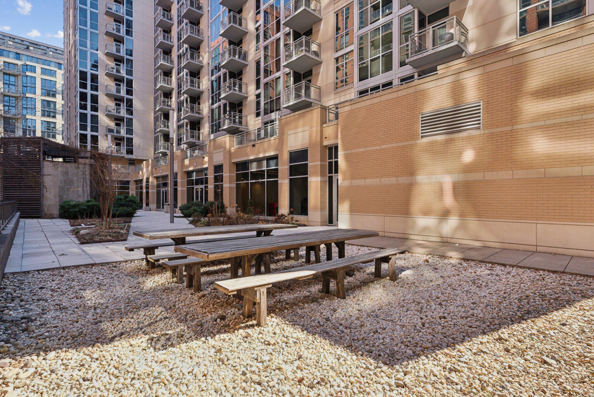  1025 1st Street SE, Washington, DC, 20003 - 物件實景