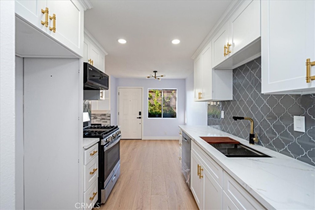 Gardena, California, 90247, United States, 2 Bedrooms Bedrooms, ,3 BathroomsBathrooms,Residential,For Sale,1927851