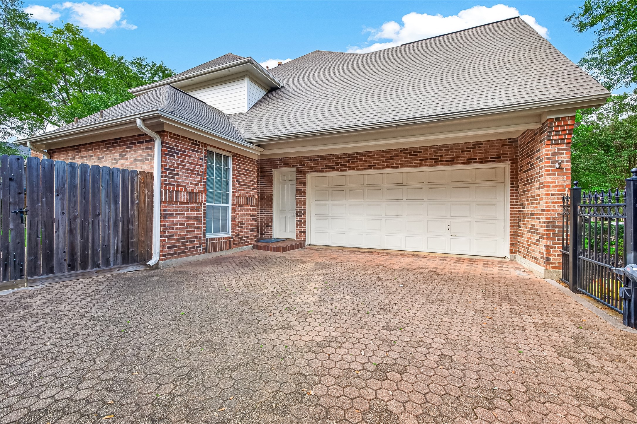  12130 Maple Rock Drive - 物件實景