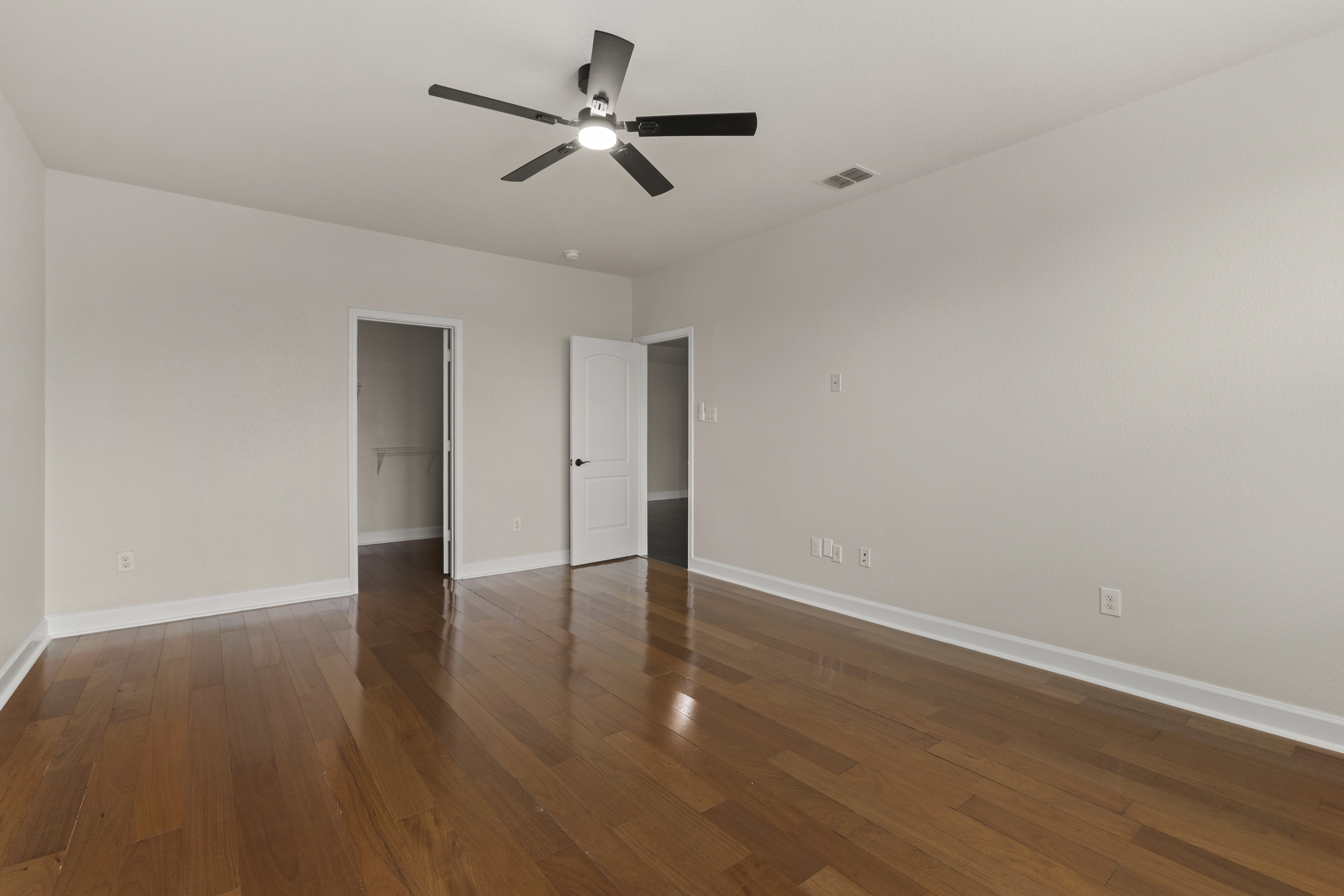  Expansive Luxury in the Heart of Presidio - 物件實景