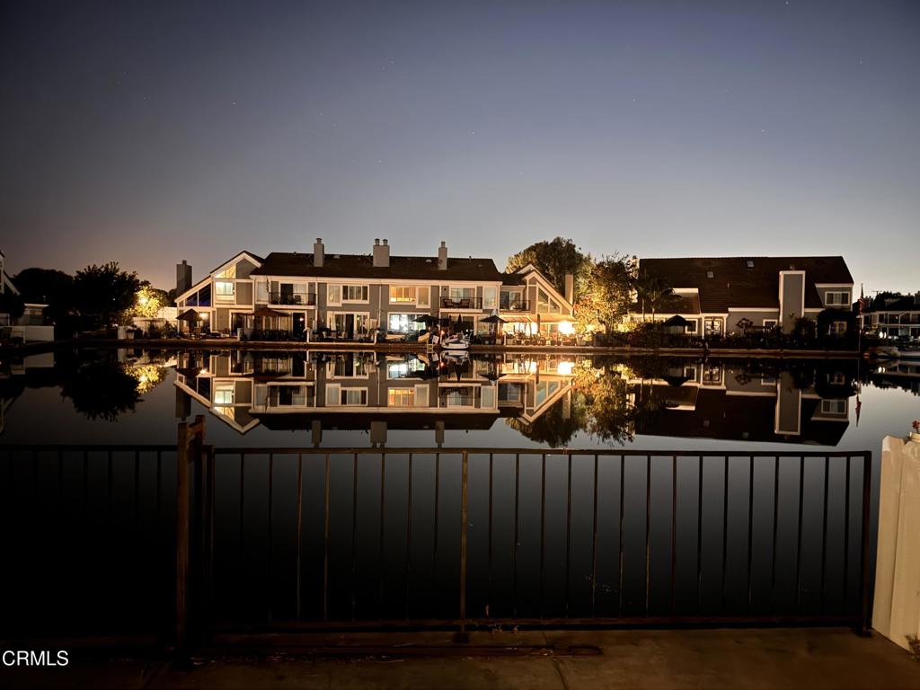 Huntington Beach, California, 92649, United States, 3 Bedrooms Bedrooms, ,3 BathroomsBathrooms,Residential,For Sale,1990906