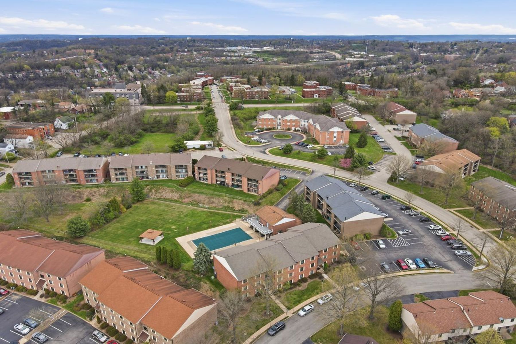  7419 Lighthouse Point, Pittsburgh, PA 15221 - 物件實景