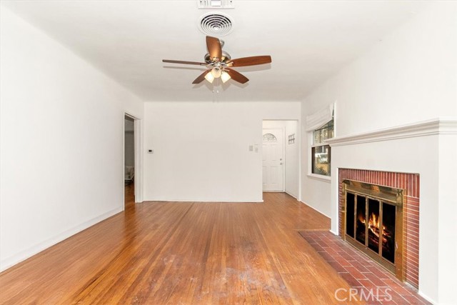 Van Nuys, California, 91401, United States, 3 Bedrooms Bedrooms, ,1 BathroomBathrooms,Residential,For Sale,2005307