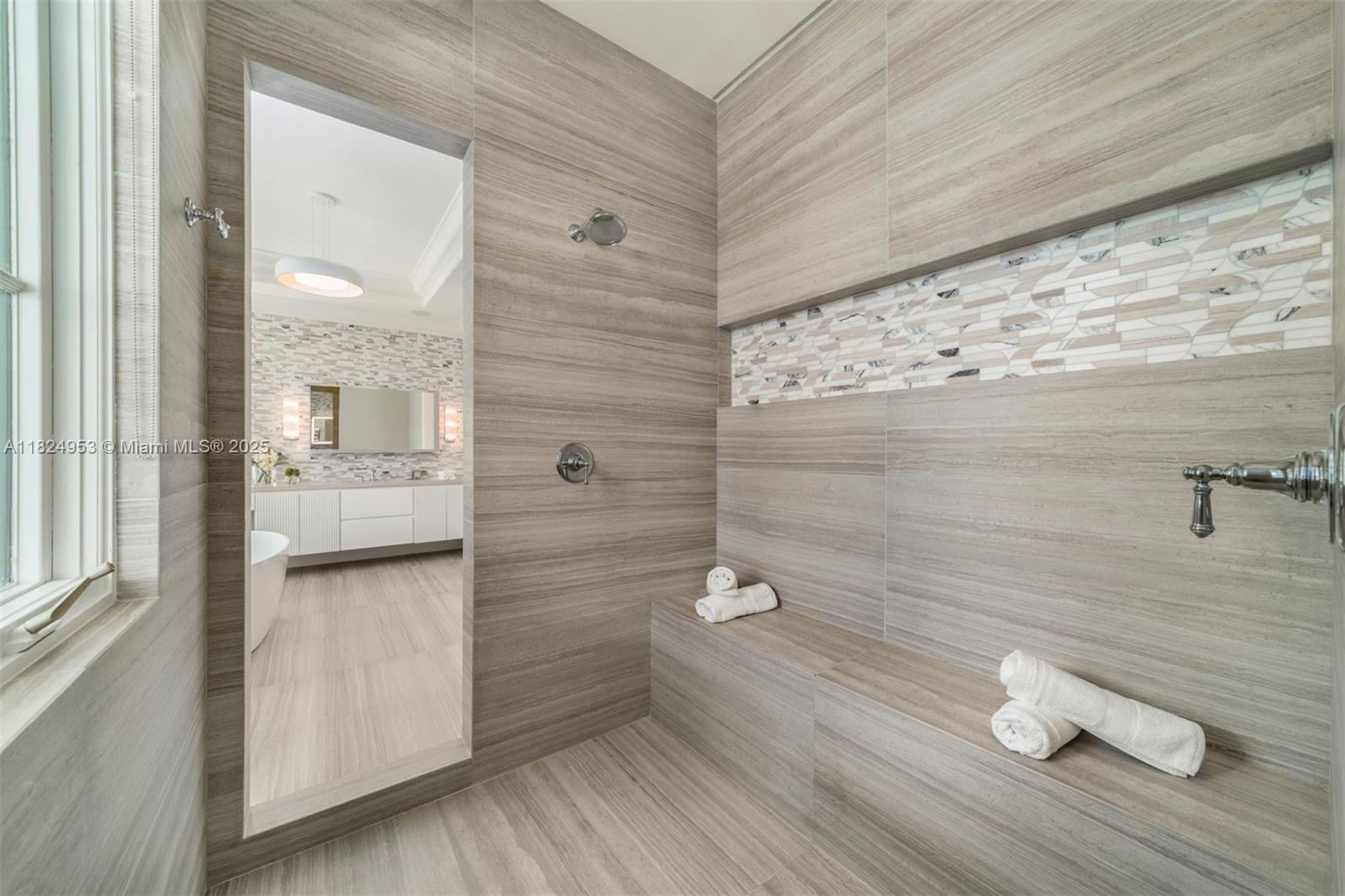 Golden Beach, Florida, 33160, United States, 6 Bedrooms Bedrooms, ,6 BathroomsBathrooms,Residential,For Sale,1866136