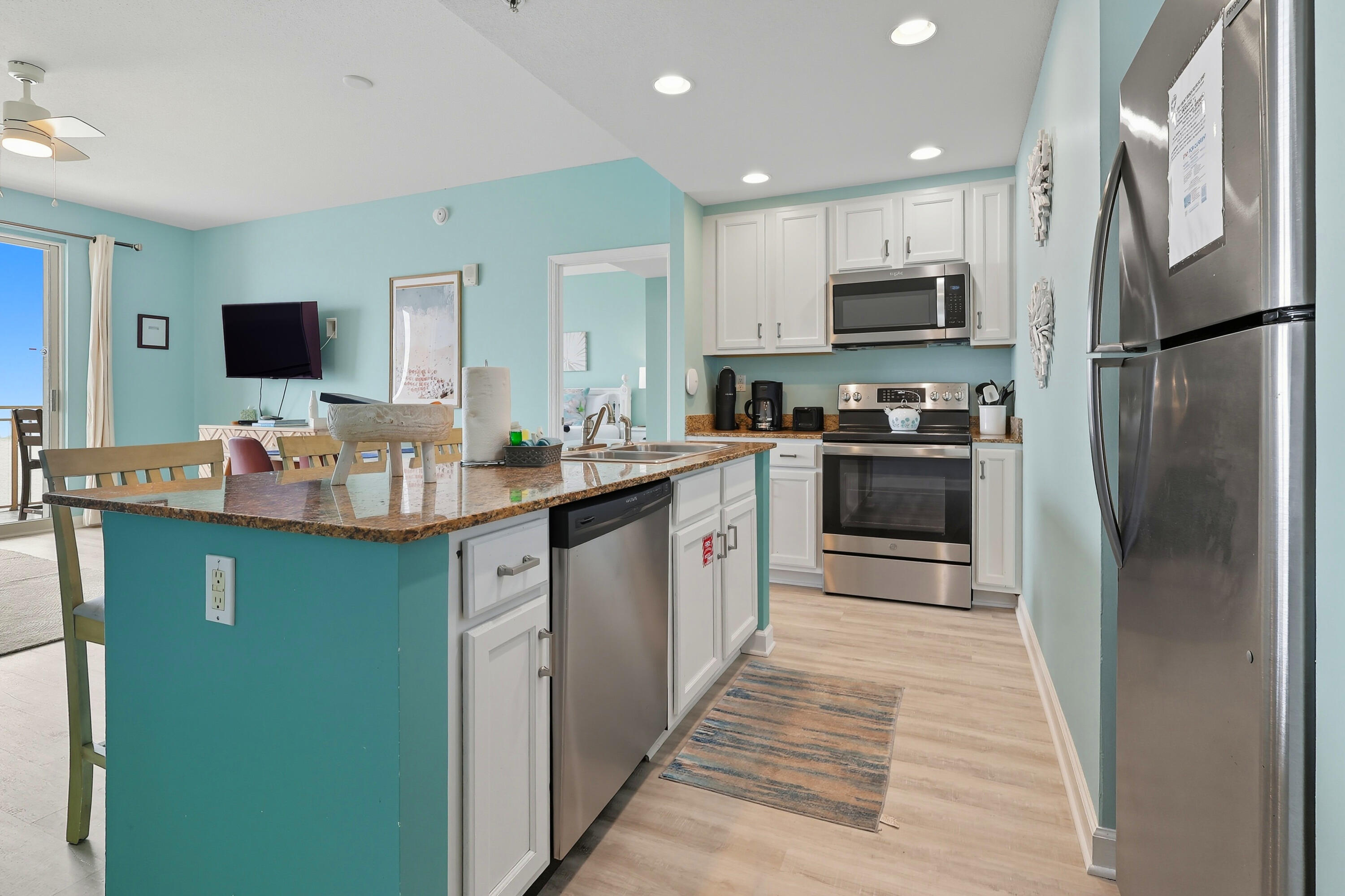 Panama City Beach, Florida, 32407, United States, 2 Bedrooms Bedrooms, ,2 BathroomsBathrooms,Residential,For Sale,1991474