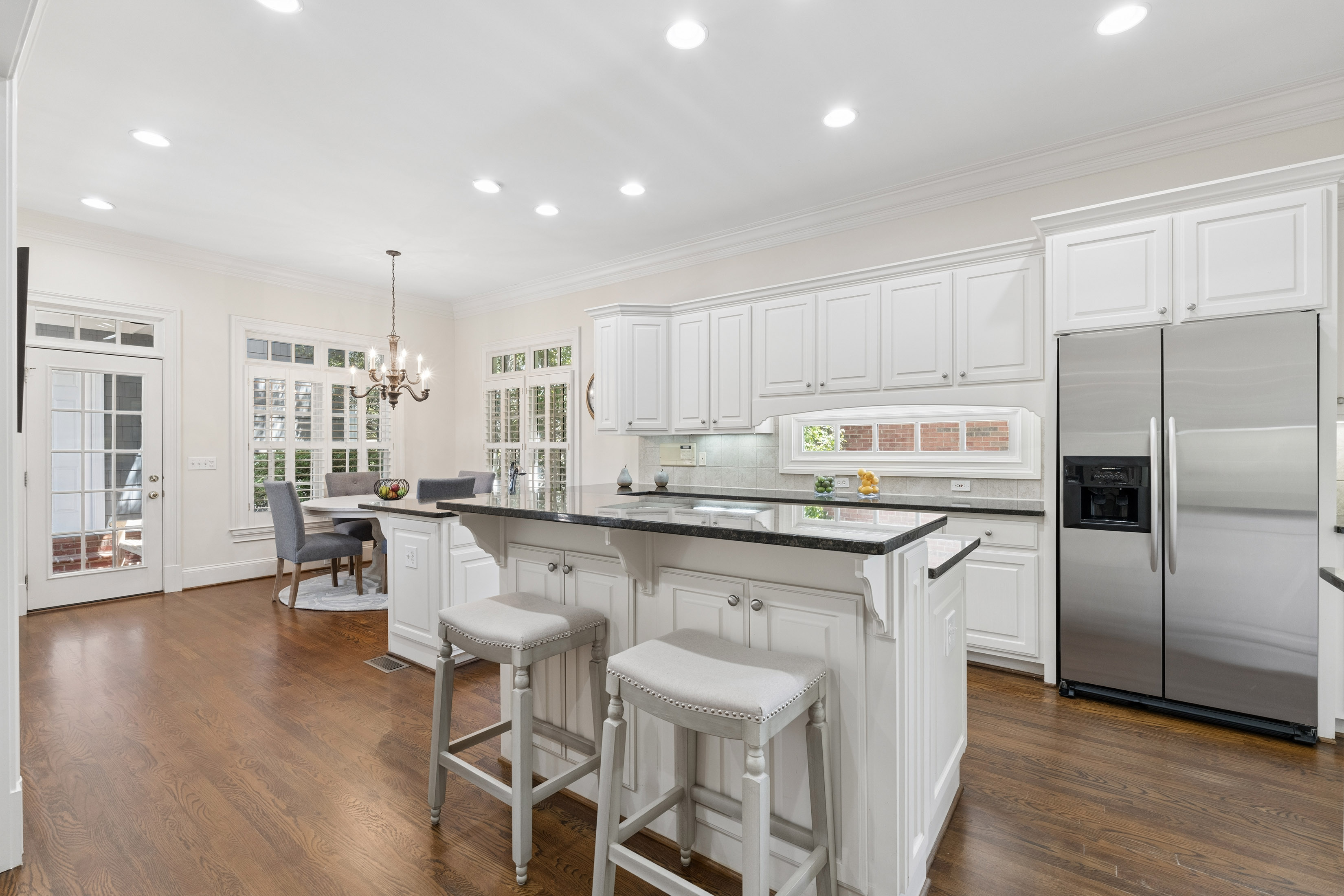  Traditional Cedar Shingle Beauty - 物件實景