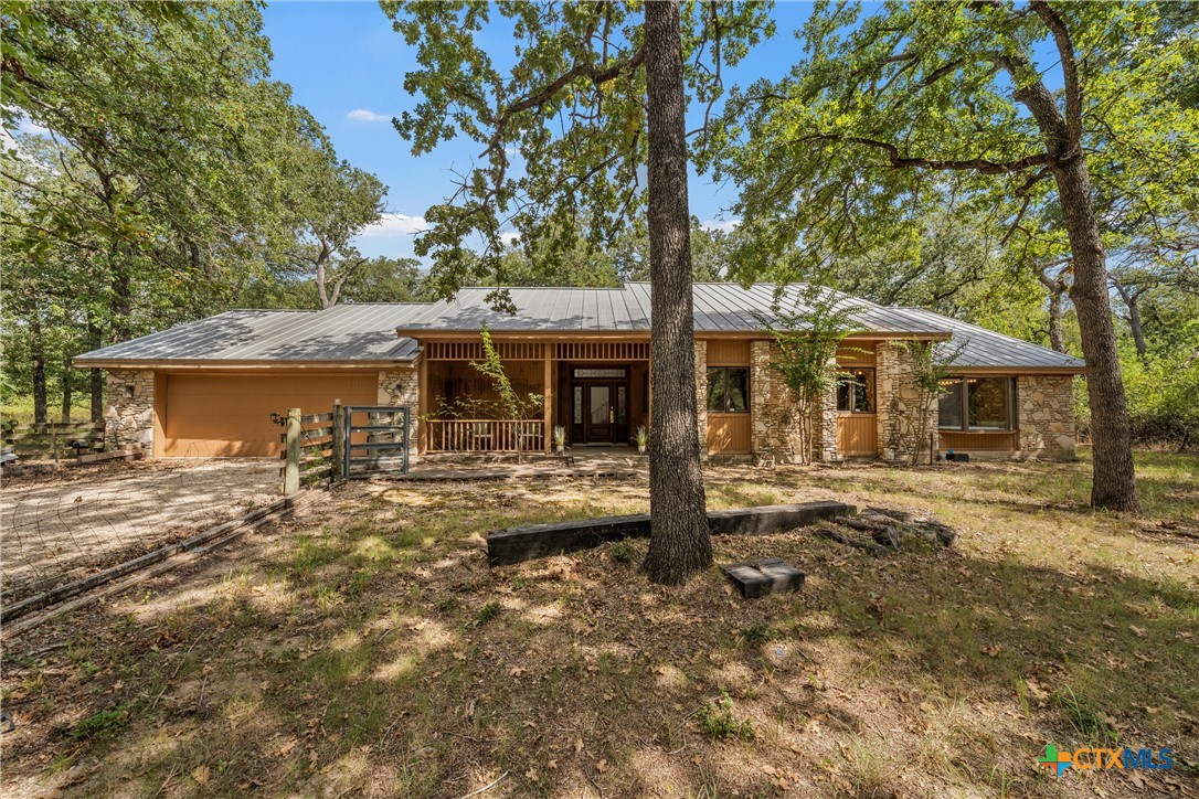 Holland, Texas, 76534, United States, 3 Bedrooms Bedrooms, ,2 BathroomsBathrooms,Residential,For Sale,1933257