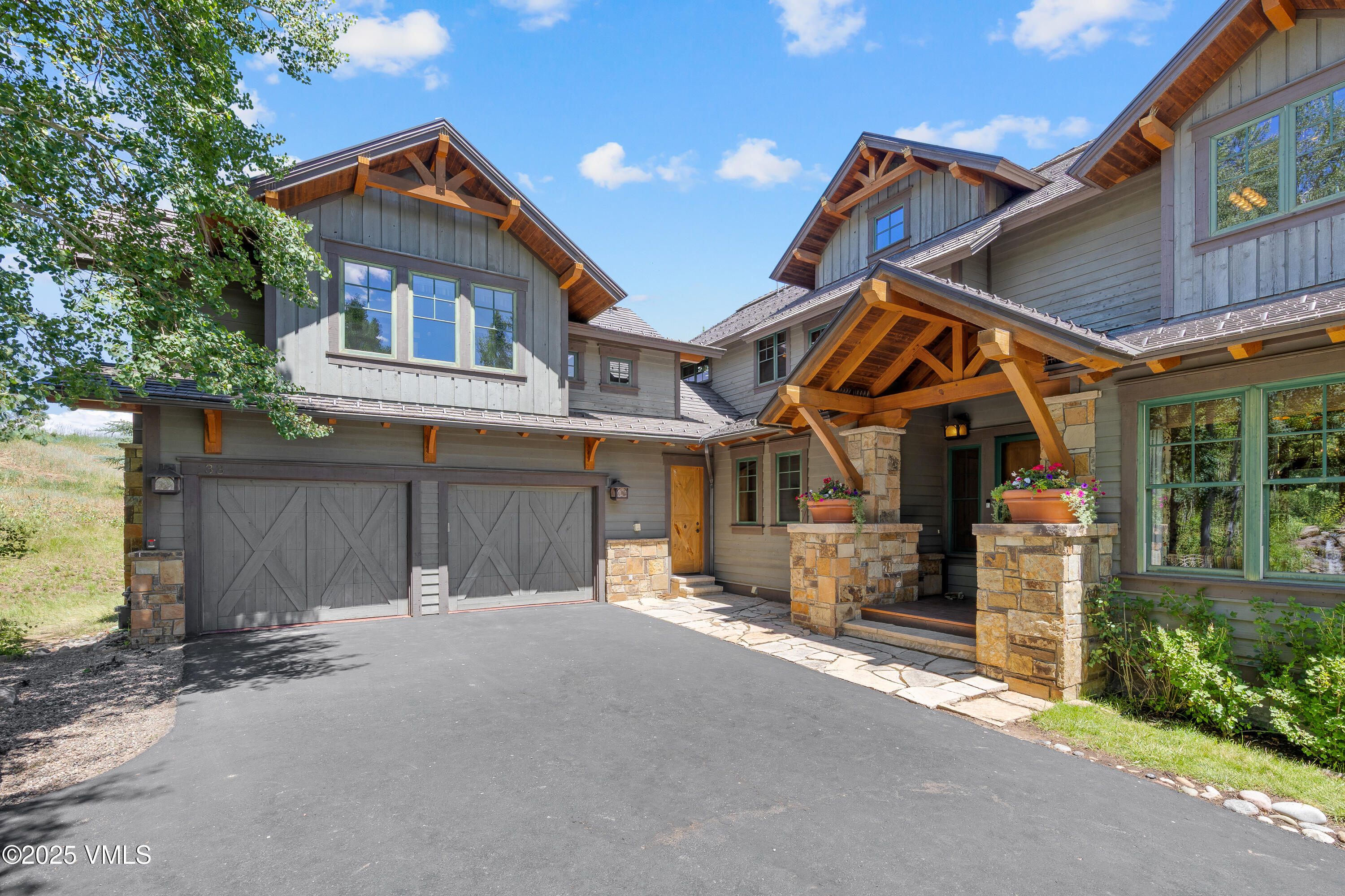 Edwards, Colorado, 81632, United States, 5 Bedrooms Bedrooms, ,6 BathroomsBathrooms,Residential,For Sale,1901108
