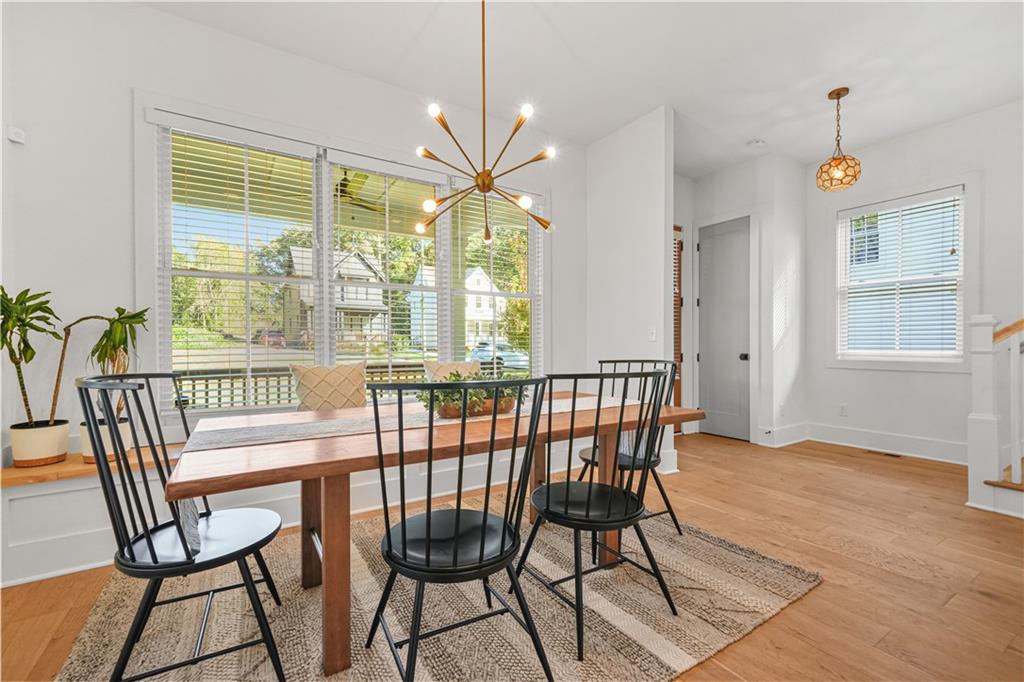 Atlanta, Georgia, 30315, United States, 3 Bedrooms Bedrooms, ,3 BathroomsBathrooms,Residential,For Sale,1966539