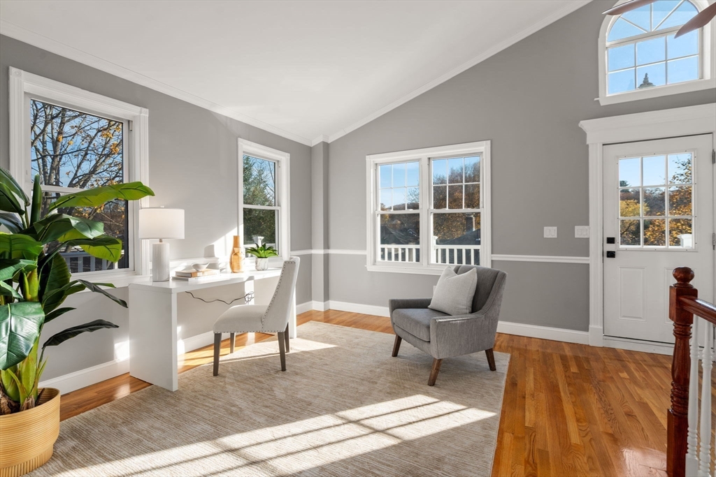 Newton, Massachusetts, 02460, United States, 4 Bedrooms Bedrooms, ,5 BathroomsBathrooms,Residential,For Sale,1992960