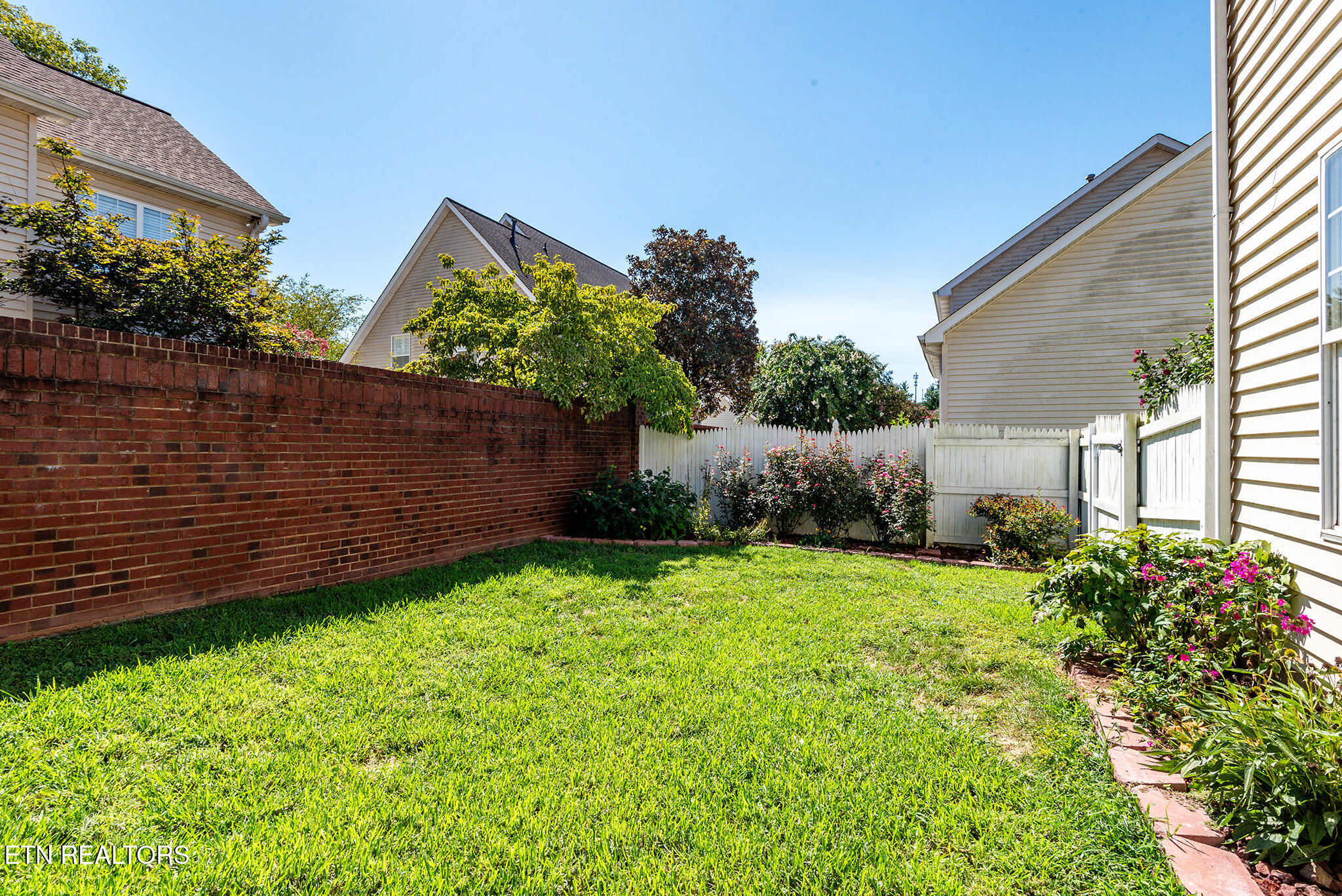 Knoxville, Tennessee, 37919, United States, 3 Bedrooms Bedrooms, ,3 BathroomsBathrooms,Residential,For Sale,1975147