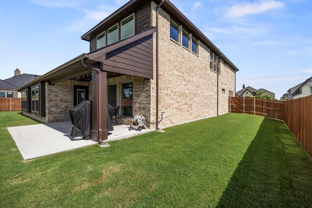 Waxahachie, Texas, 75165, United States, 5 Bedrooms Bedrooms, ,5 BathroomsBathrooms,Residential,For Sale,1828545