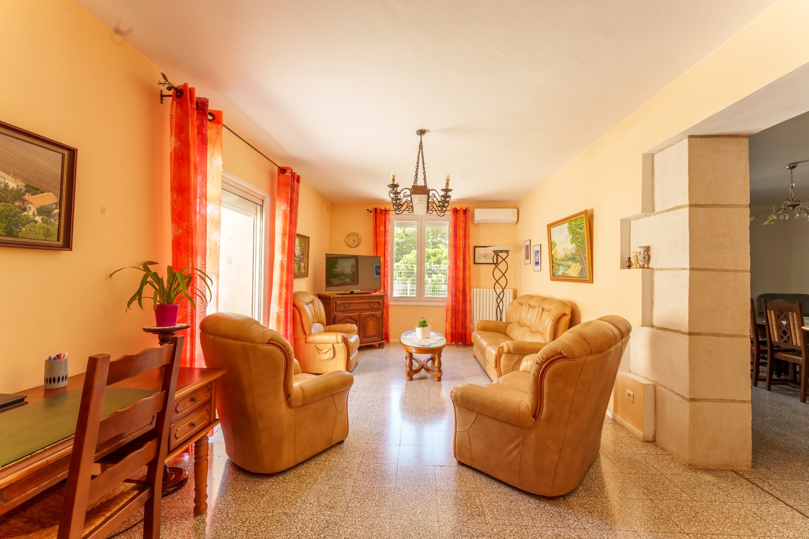  Close to the Mediterranean, a perfect family property for a tourism business... - 物件實景