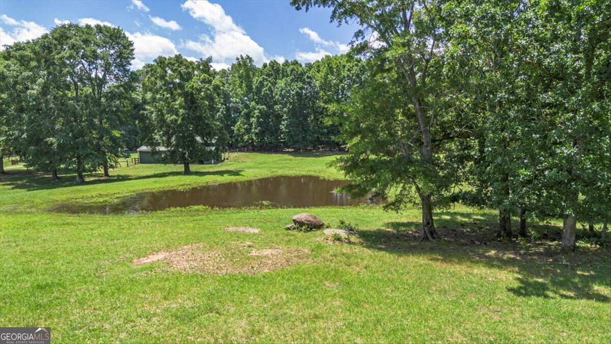 Colbert, Georgia, 30628, United States, 2 Bedrooms Bedrooms, ,2 BathroomsBathrooms,Residential,For Sale,1827450