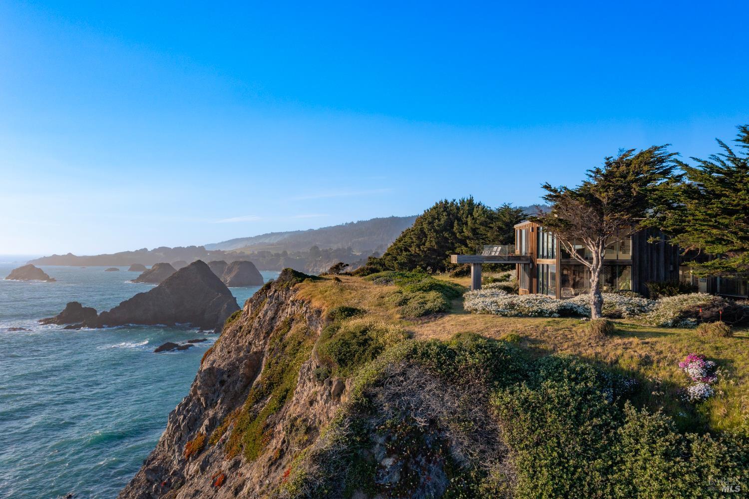 Elk, California, 95432, United States, 4 Bedrooms Bedrooms, ,4 BathroomsBathrooms,Residential,For Sale,1993215