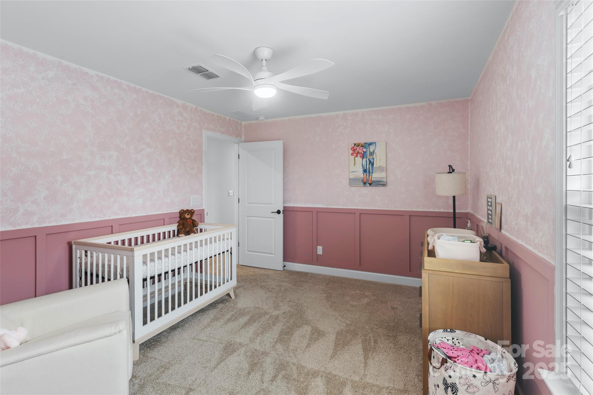 Charlotte, North Carolina, 28278, United States, 5 Bedrooms Bedrooms, ,5 BathroomsBathrooms,Residential,For Sale,1866050