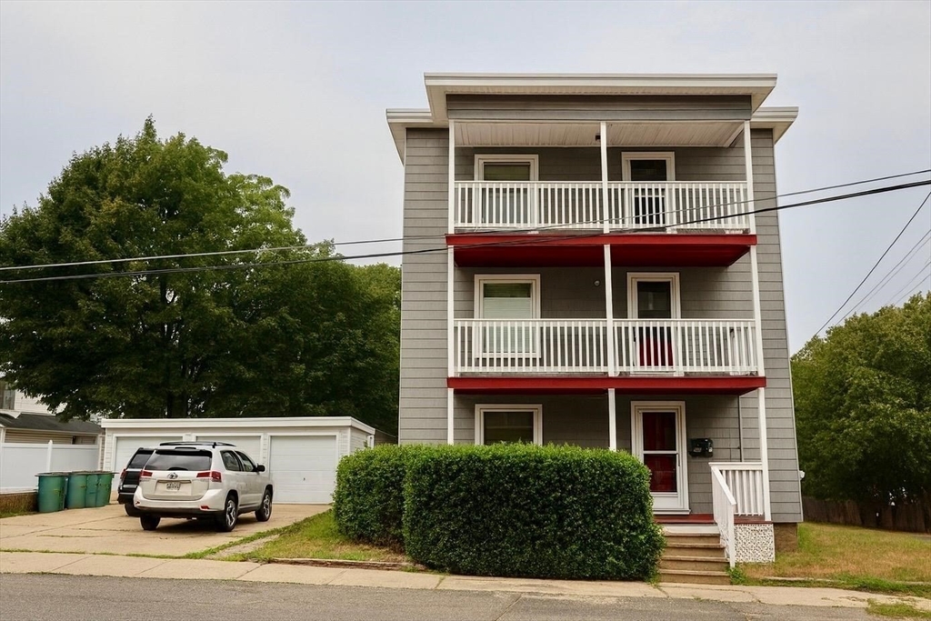 Fitchburg, Massachusetts, 01420, United States, 6 Bedrooms Bedrooms, ,3 BathroomsBathrooms,Residential,For Sale,1943341