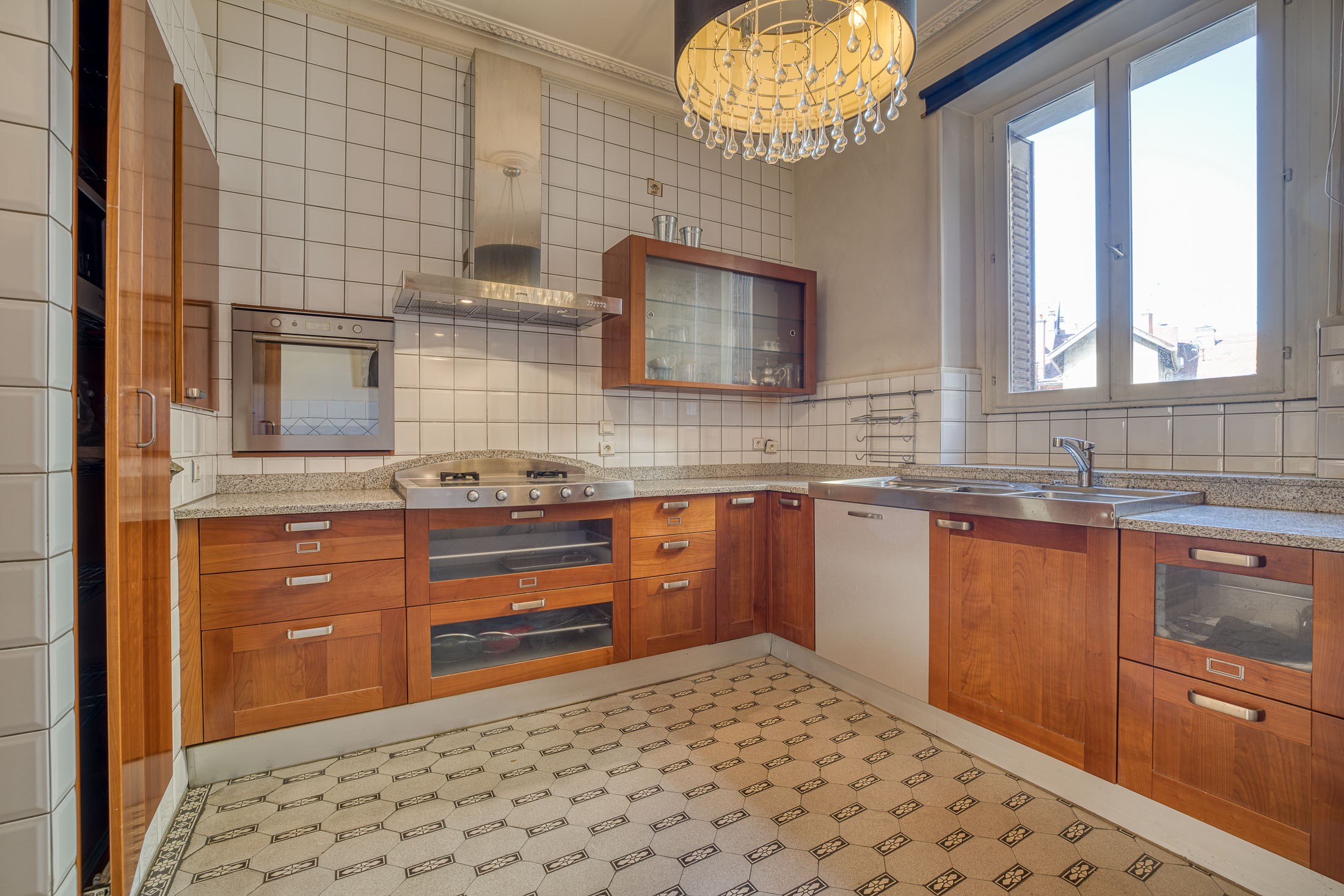  Characterful family apartment in the heart of the highly sought-after Ilots dis… - 物件實景