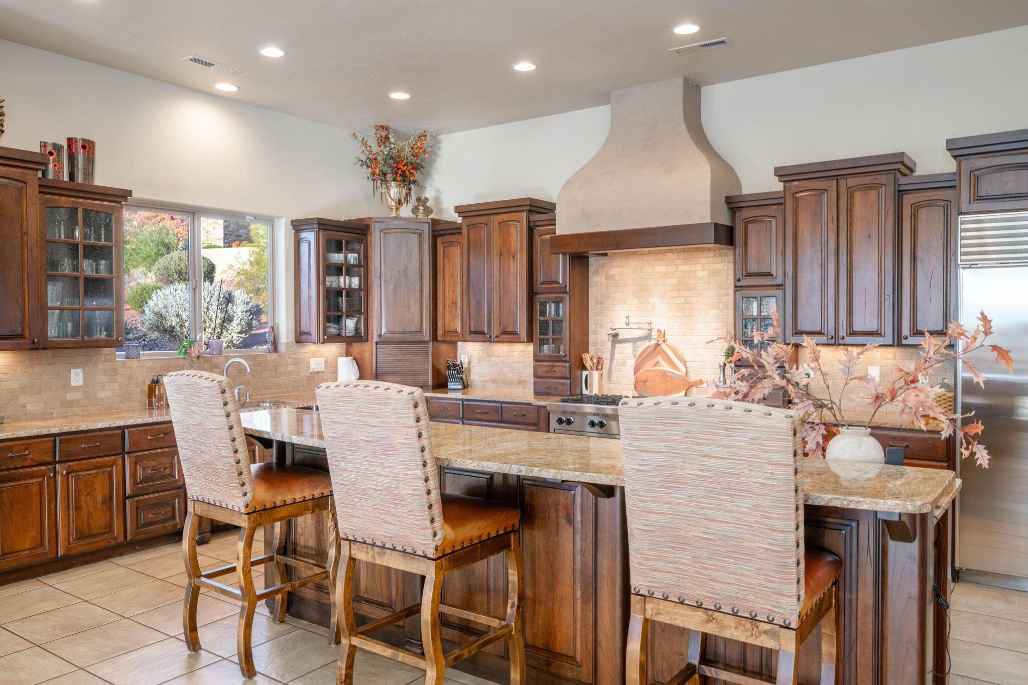 St George, Utah, 84770, United States, 4 Bedrooms Bedrooms, ,5 BathroomsBathrooms,Residential,For Sale,1976696