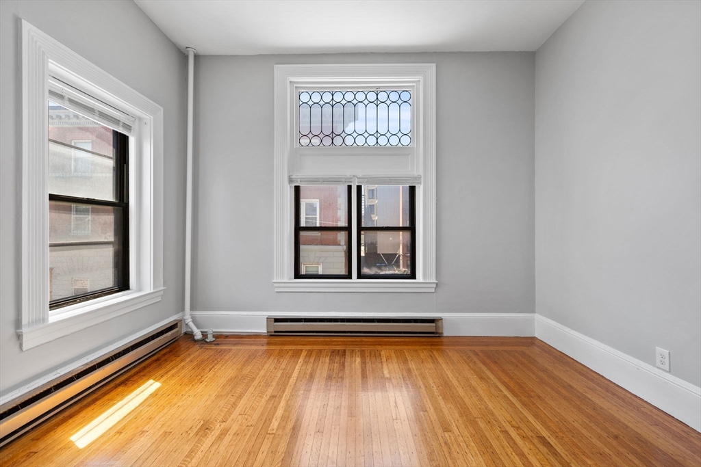 Boston, Massachusetts, 02215, United States, 1 Bedroom Bedrooms, ,1 BathroomBathrooms,Residential,For Sale,1900692