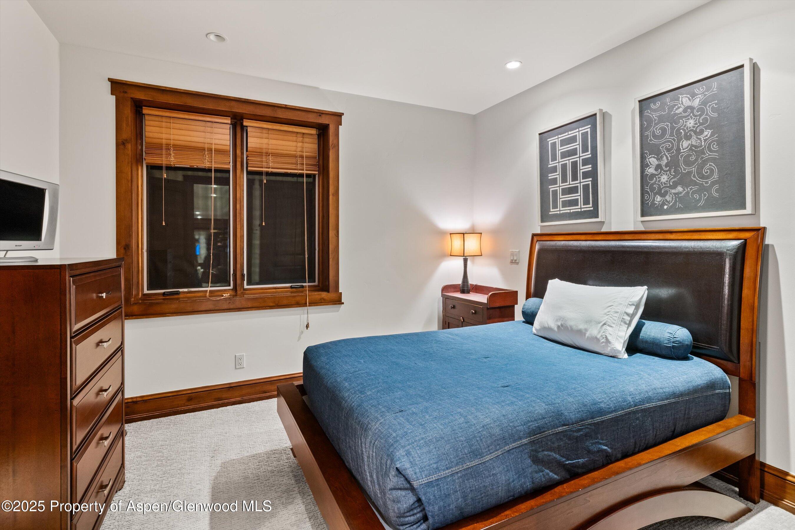 Aspen, Colorado, 81611, United States, 5 Bedrooms Bedrooms, ,6 BathroomsBathrooms,Residential,For Sale,1794286