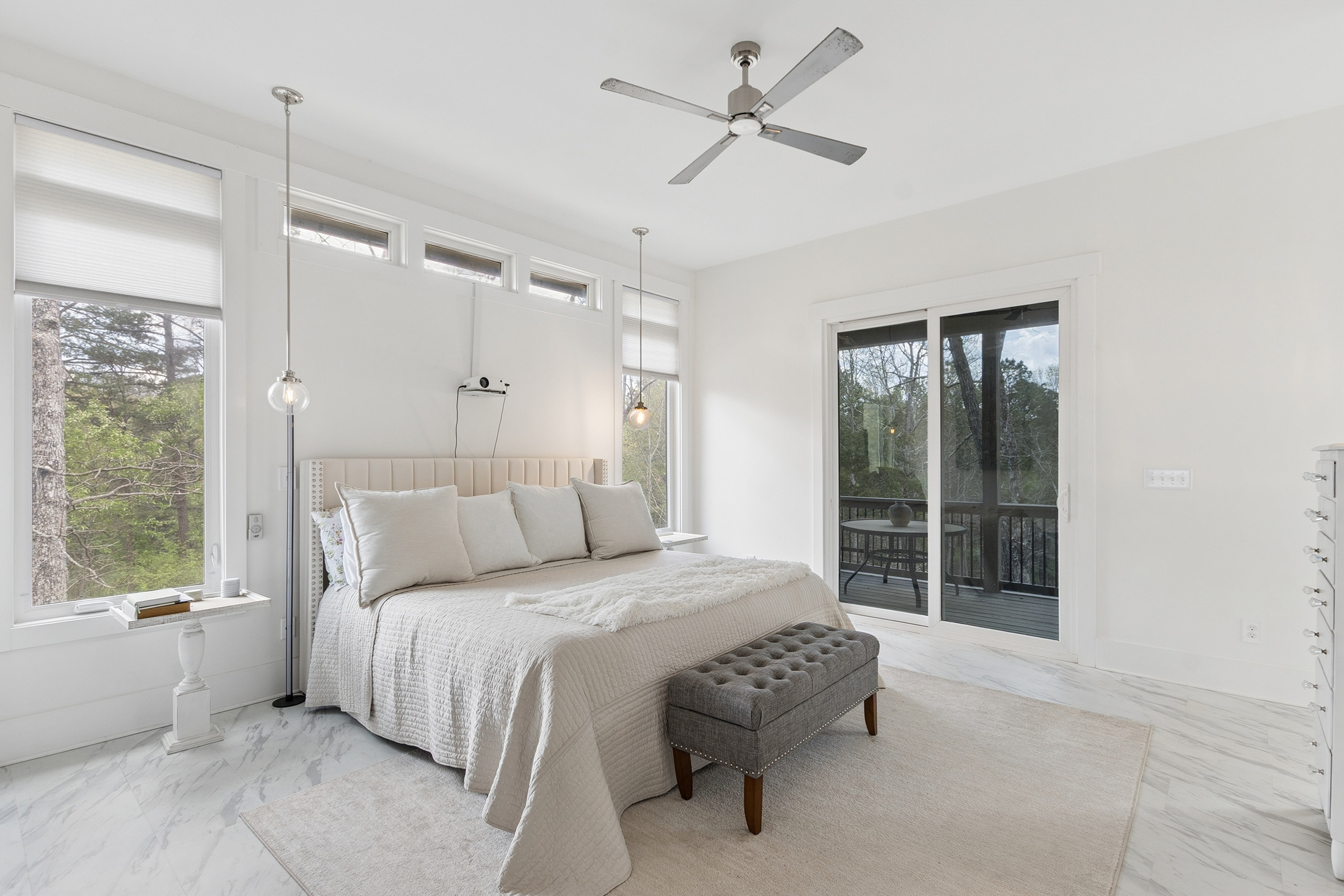 Extraordinary Custom-Built 2019 Barndominium-Inspired Residence - 物件實景