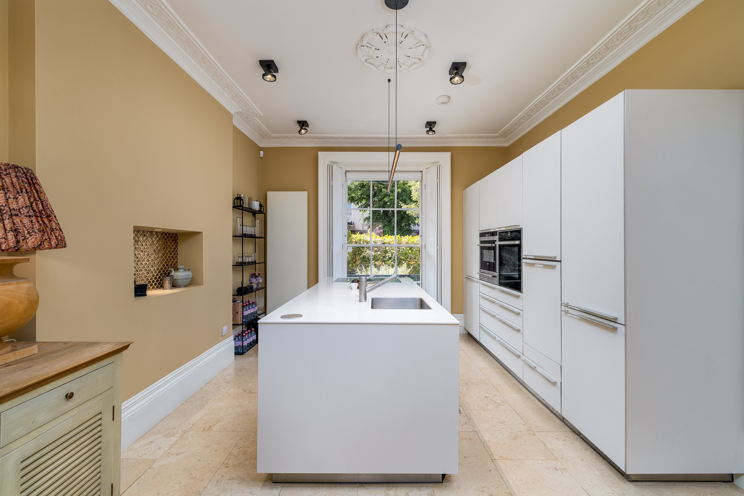  Beautifully Presented Grade II Listed Notting Hill Townhouse with Garden and a R - 物件實景