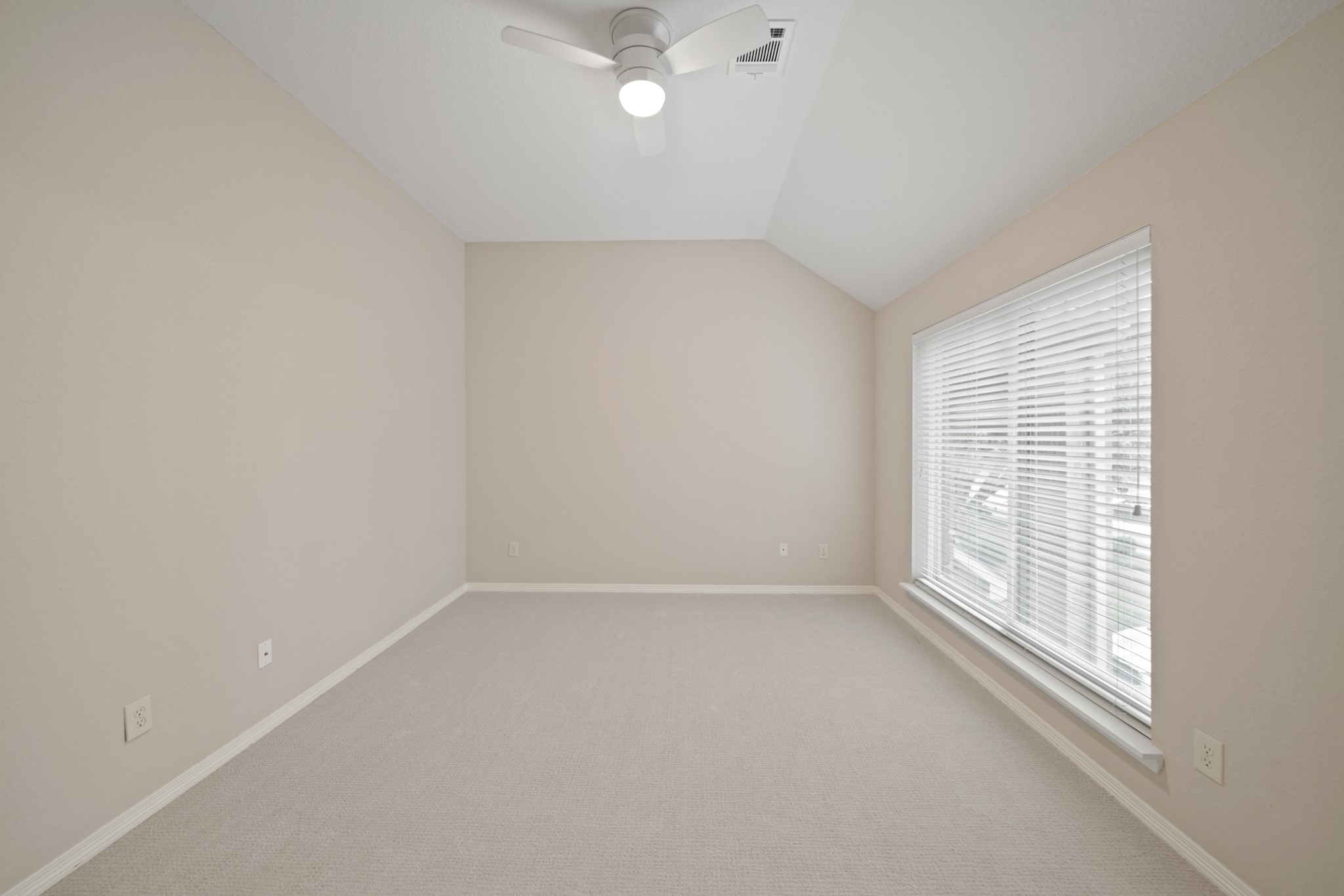 Missouri City, Texas, 77459, United States, 4 Bedrooms Bedrooms, ,4 BathroomsBathrooms,Residential,For Sale,1967491