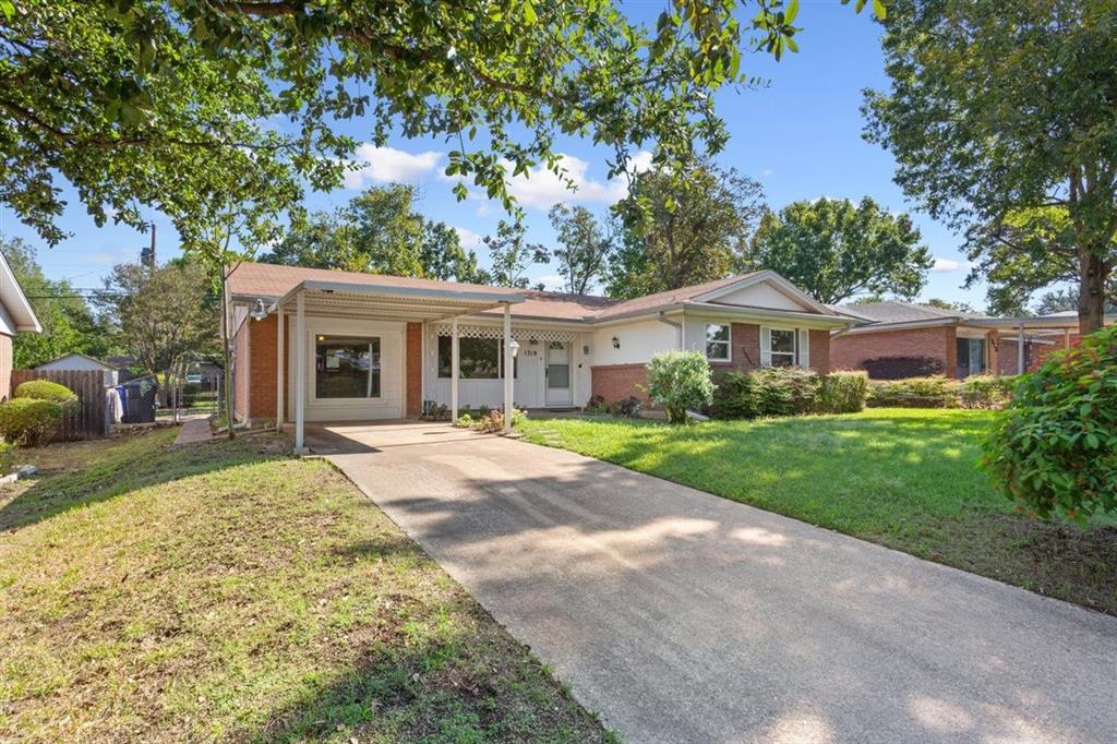Royal Oaks Dr, Waco, TX 76710 #1
