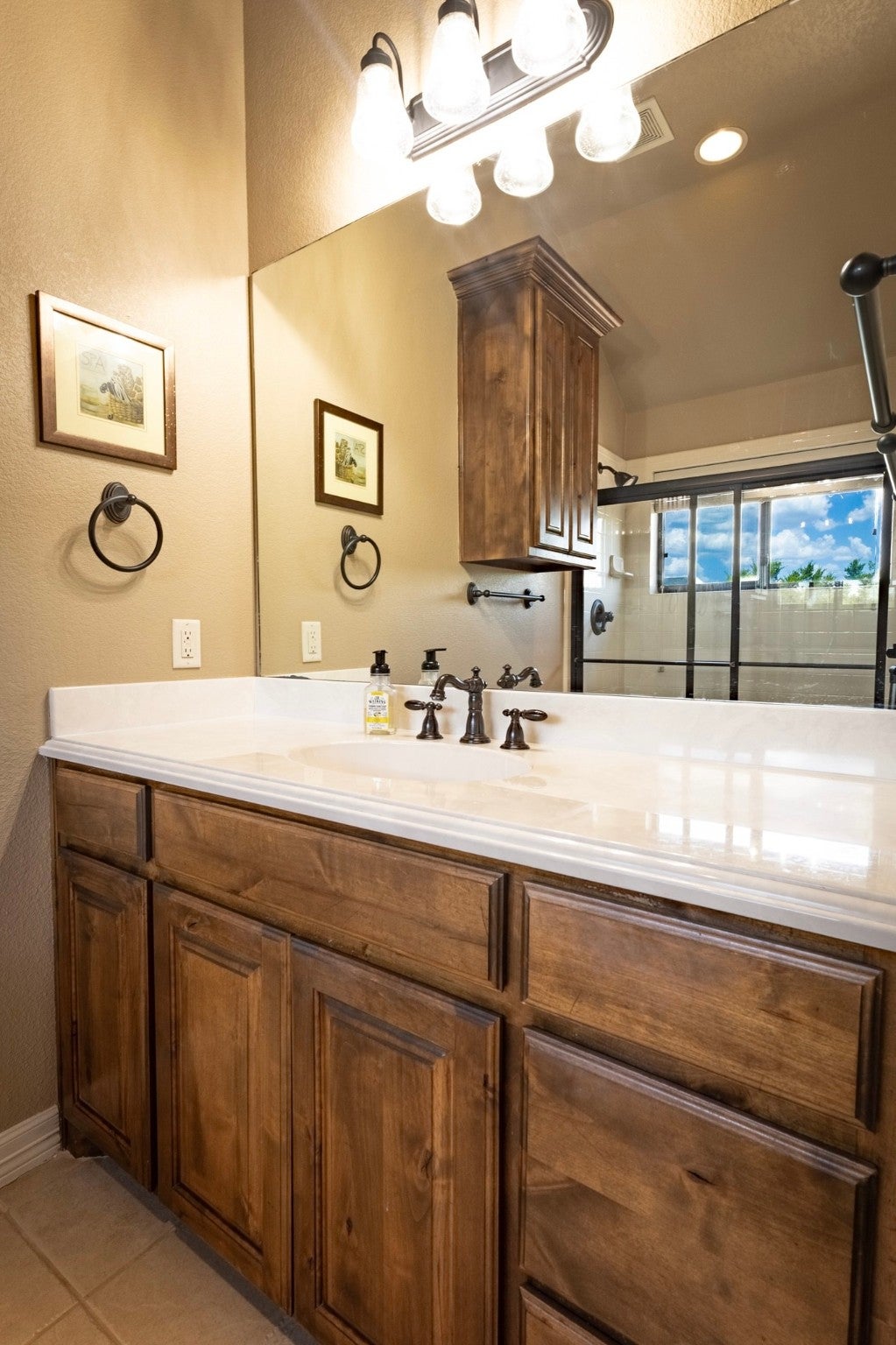 Possum Kingdom Lake, Texas, 76449, United States, 5 Bedrooms Bedrooms, ,3 BathroomsBathrooms,Residential,For Sale,1979729